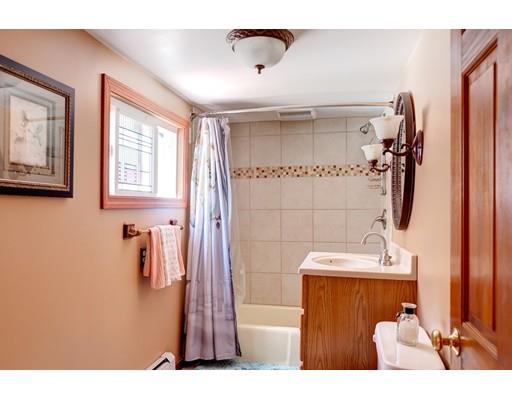 53 Brigham Road Worcester, MA 01609 - Photo 9 of 23 Gallery Image 9