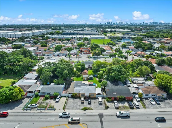 $6,150,000 | 871 Southeast 8th Avenue, Hialeah, FL 33010