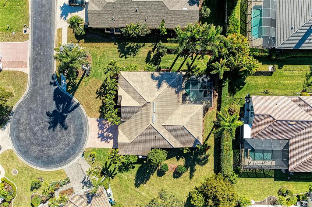 5060 Robinsong Road Sarasota, FL 34233 - Photo 42 of 42 an aerial view of a house having outdoor space