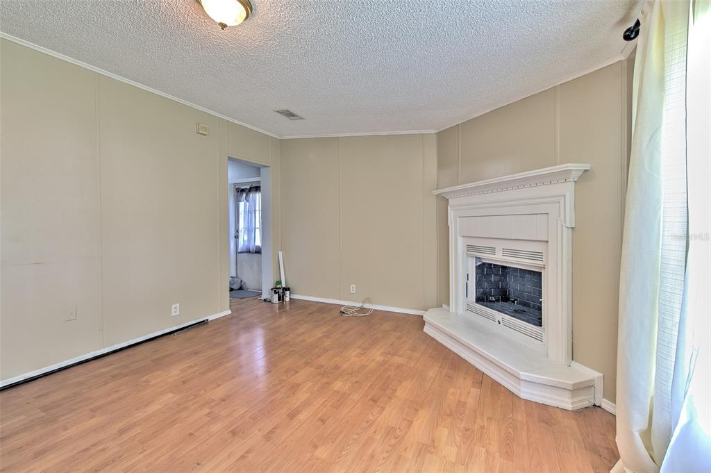 1606 North Kingsway Road Seffner, FL 33584 - Photo 20 of 57 Gallery Image 20