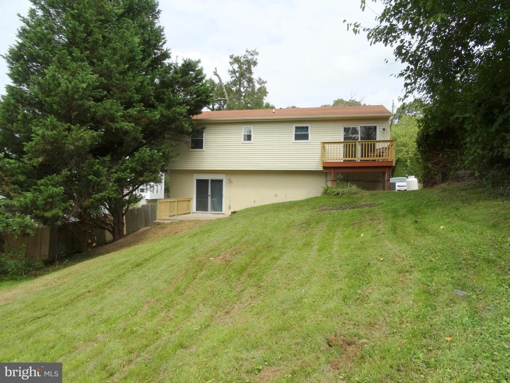 13 Wendover Road Glen Burnie, MD 21060 - Photo 14 of 14 Exterior (Rear)