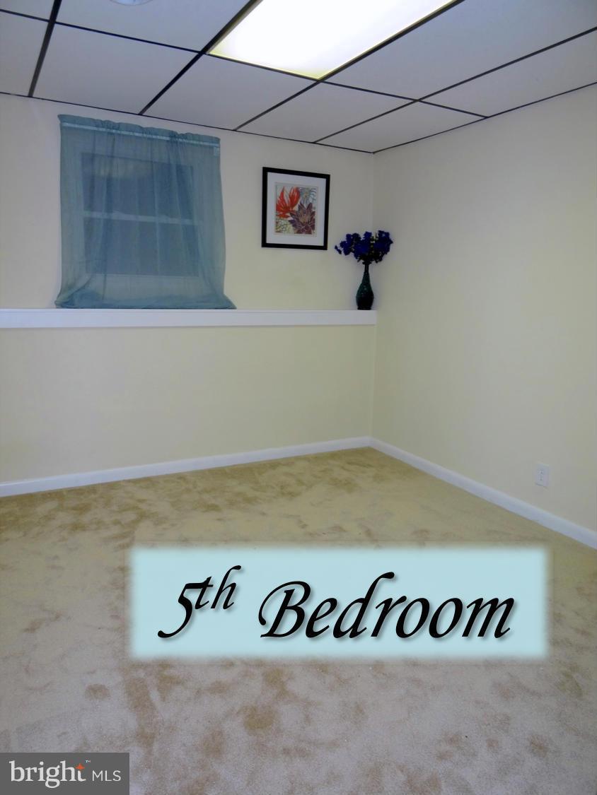 13 Wendover Road Glen Burnie, MD 21060 - Photo 10 of 14 Bedroom