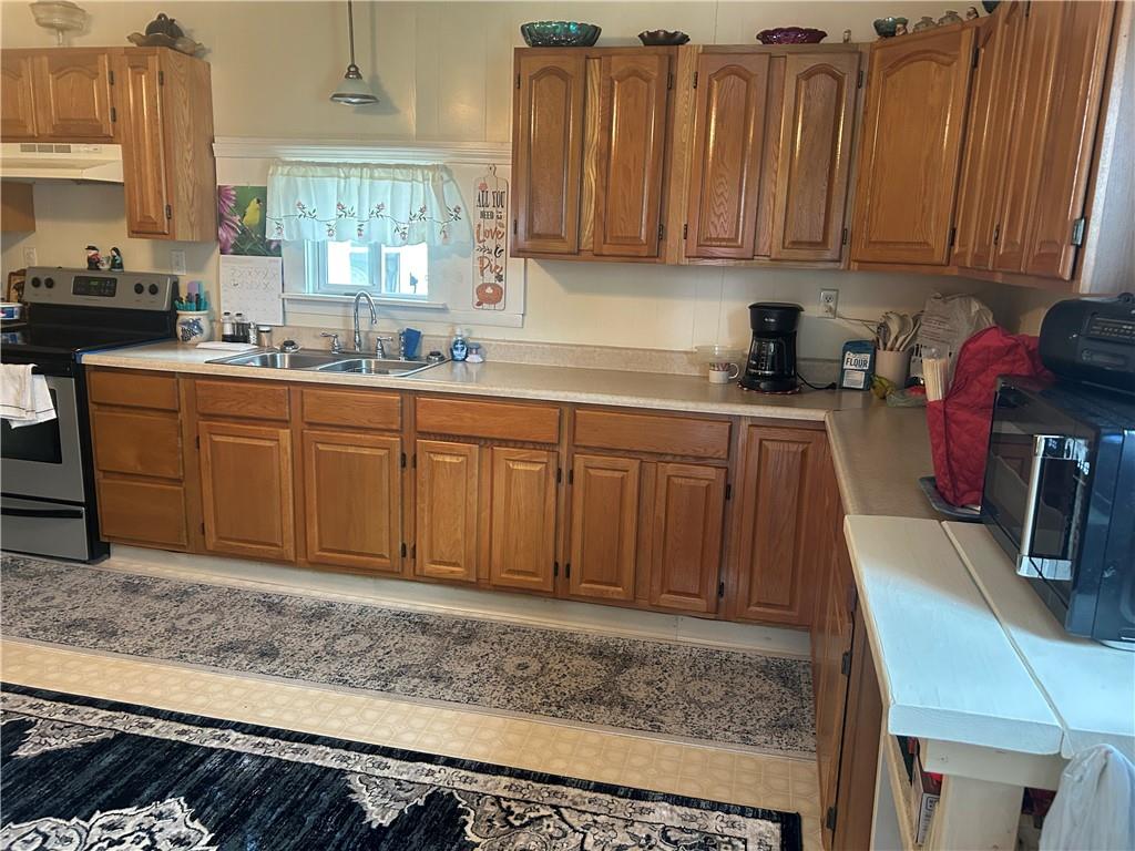 228 Union Street Dickerson Run, PA 15430 - Photo 8 of 17