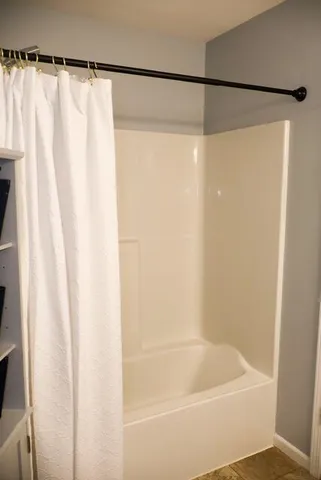 $285,000 | 1750 Cir N Drive, Schererville, IN 46375