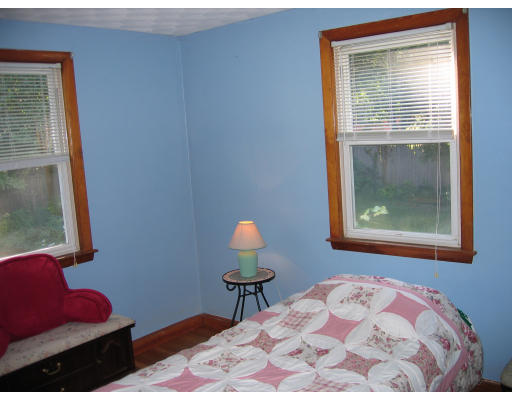 34 Hillcrest Road Burlington, MA 01803 - Photo 7 of 11 Gallery Image 7