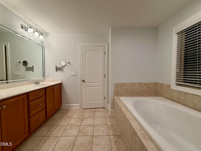 $2,945 | 3914 Wedonia Drive, Cary, NC 27519