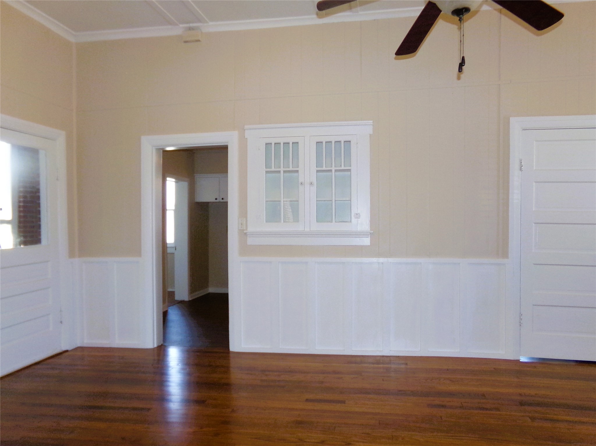 309 East Hinton Road Weimar, TX 78962 - Photo 4 of 28