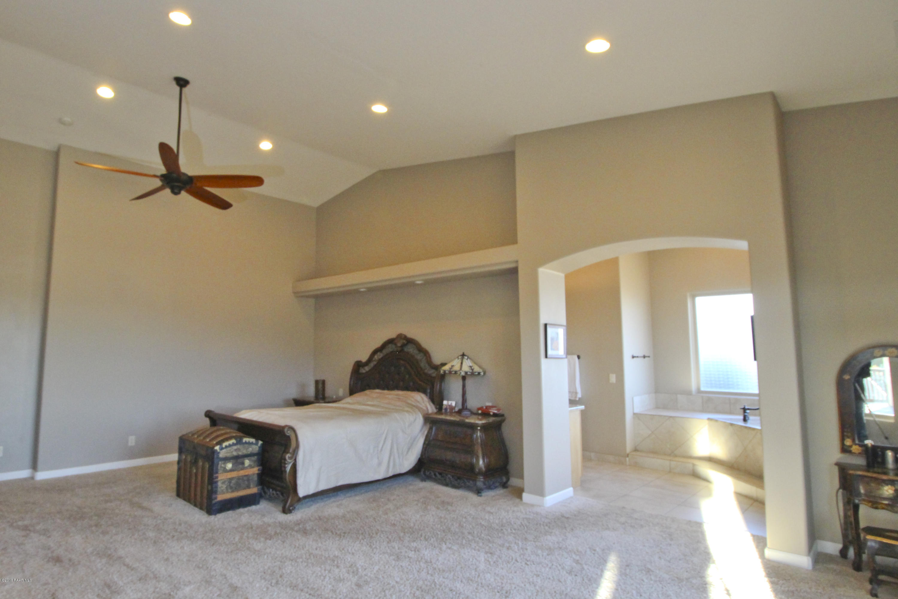 4800 West Mint Creek Road Prescott, AZ 86305 - Photo 13 of 62 a room with a couch