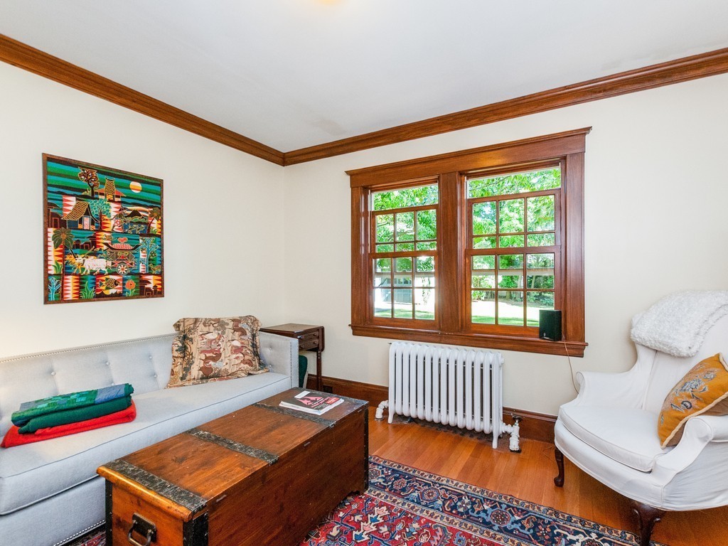 20 Locke Road Newton, MA 02468 - Photo 13 of 28
