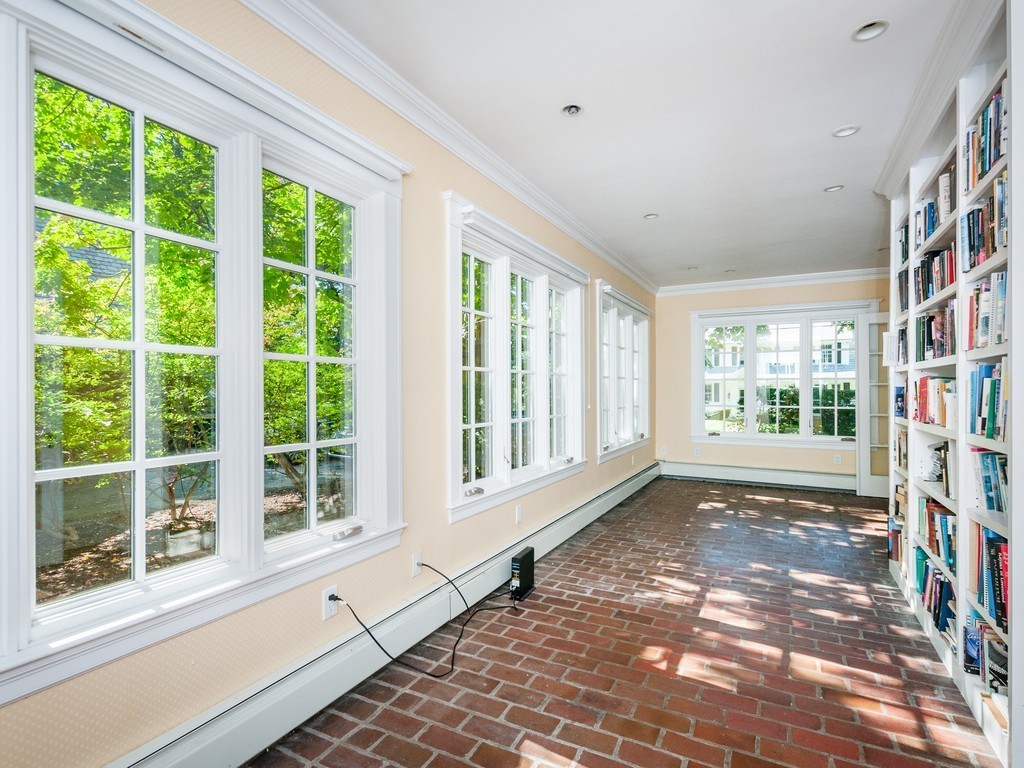 20 Locke Road Newton, MA 02468 - Photo 14 of 28