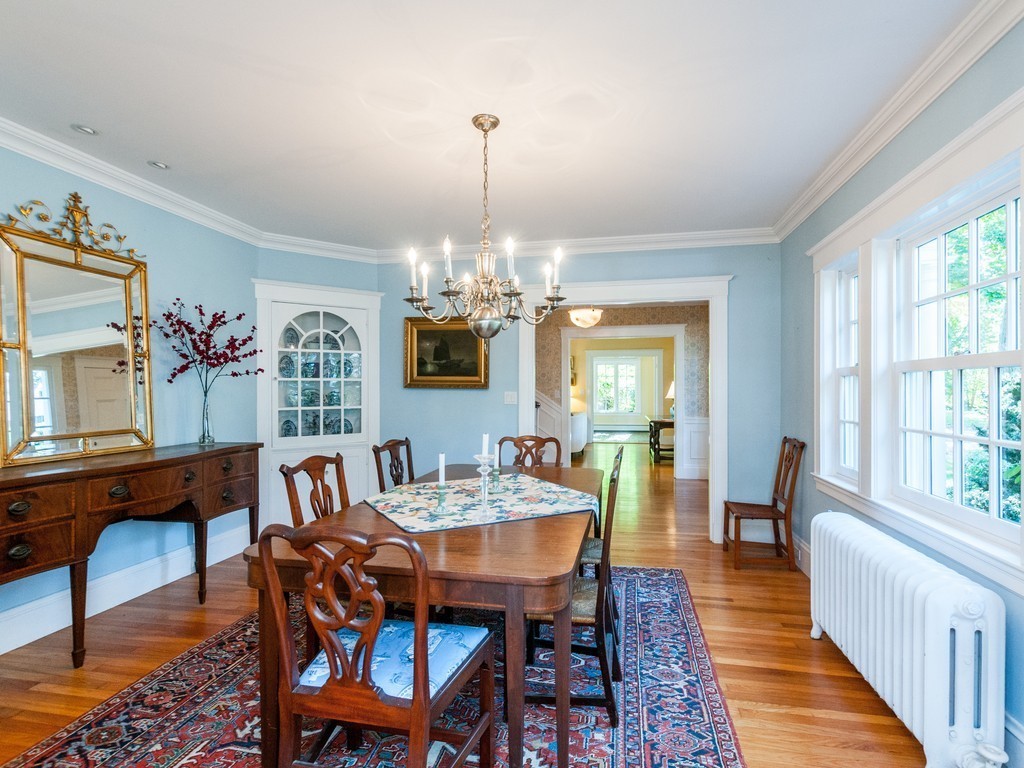 20 Locke Road Newton, MA 02468 - Photo 5 of 28