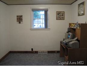 2431 North 15th Street Springfield, IL 62702 - Photo 7 of 9