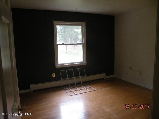 5 Pleasant Ridge Road East Stroudsburg, PA 18302 - Photo 13 of 21 DSCN0295