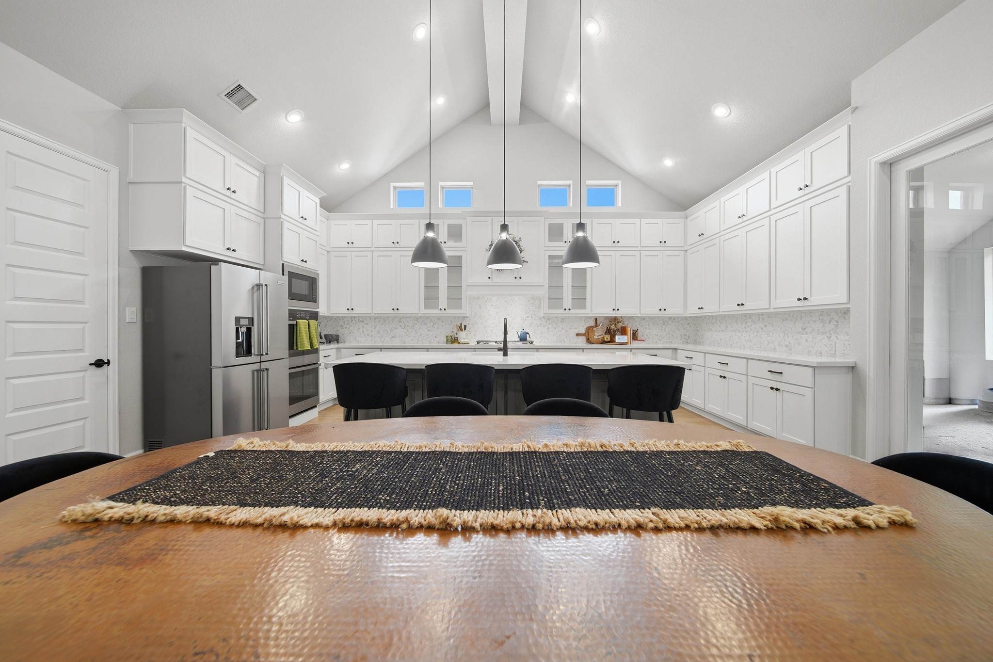 218 Wooded Rill Court Conroe, TX 77318 - Photo 17 of 50 Kitchen