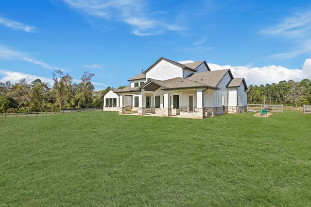 $1,149,950 | 109 Bentwood Meadow Lane, Montgomery, TX 77356