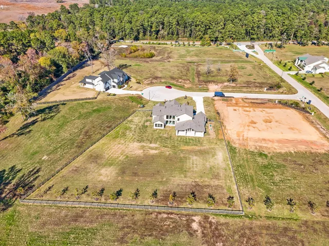 $1,149,950 | 109 Bentwood Meadow Lane, Montgomery, TX 77356