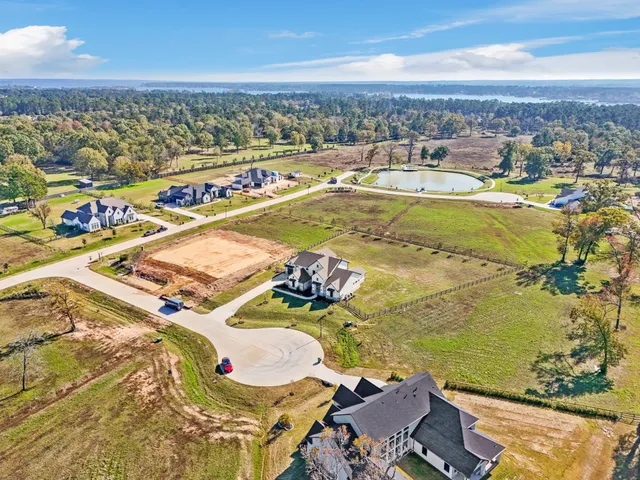 $1,149,950 | 109 Bentwood Meadow Lane, Montgomery, TX 77356