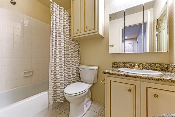 $199,000 | 3202 Eisenhauer Road, Unit 801, San Antonio, TX 78209