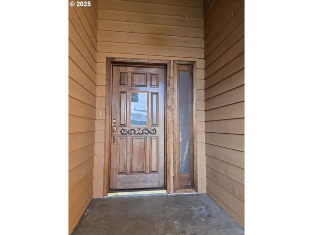 a view of front door of house