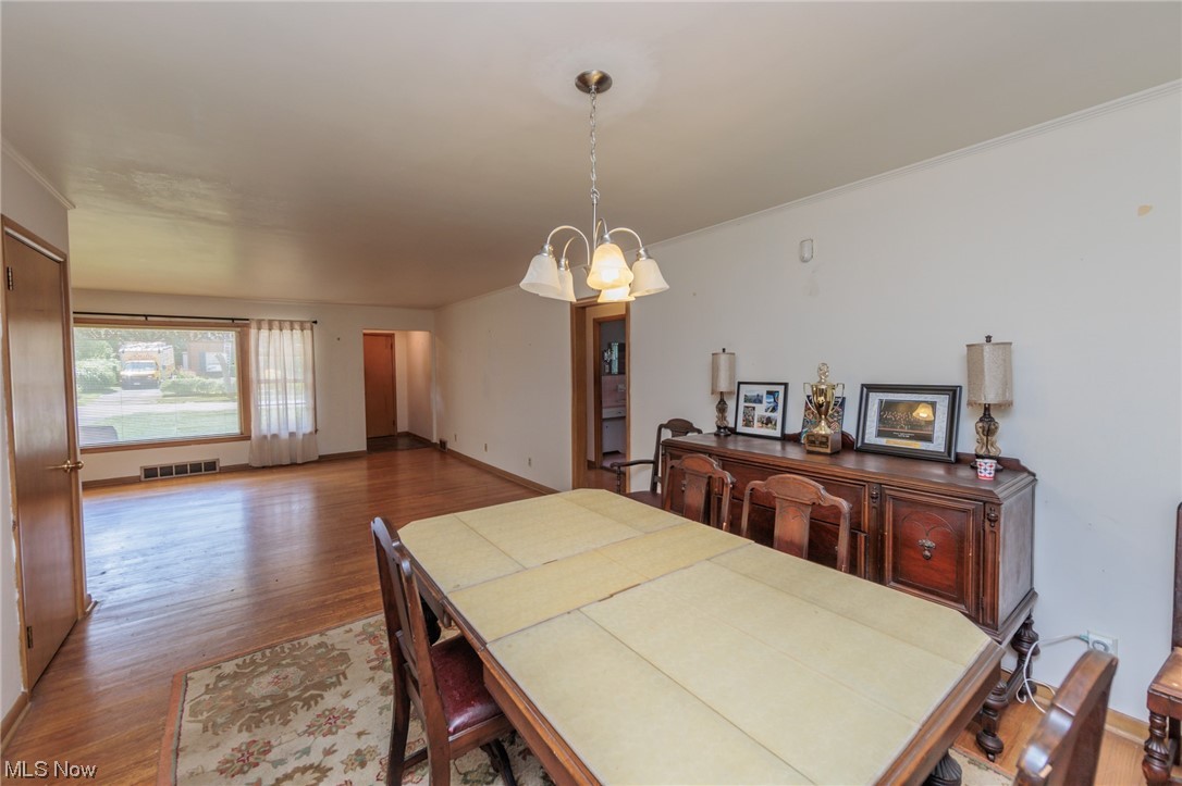 15425 Glynn Road Cleveland, OH 44112 - Photo 7 of 35 Gallery Image 7