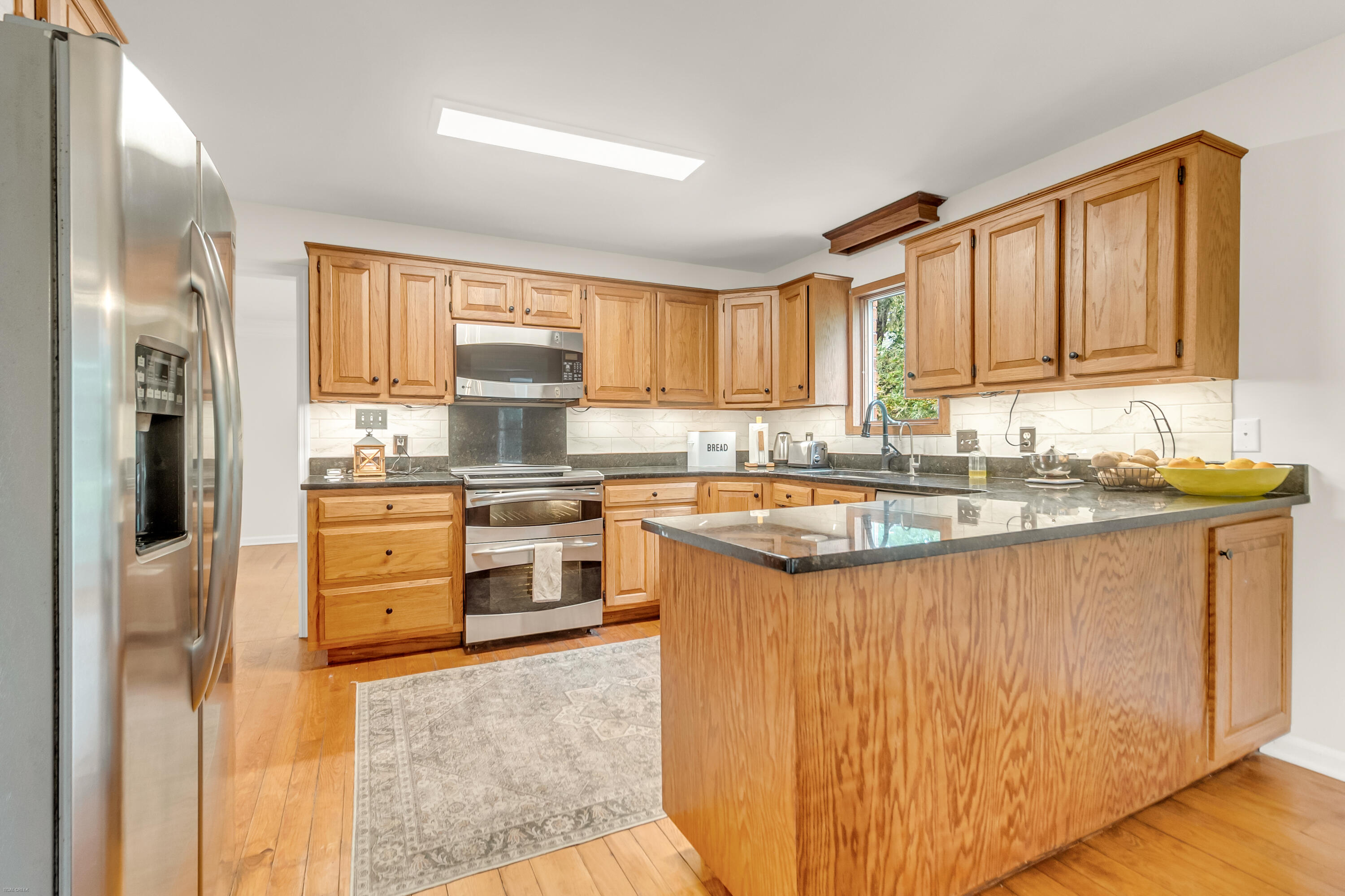 513 Sweetbay Road Charleston, SC 29412 - Photo 21 of 41 513 Sweetbay -Tidalcreekphoto- (18)