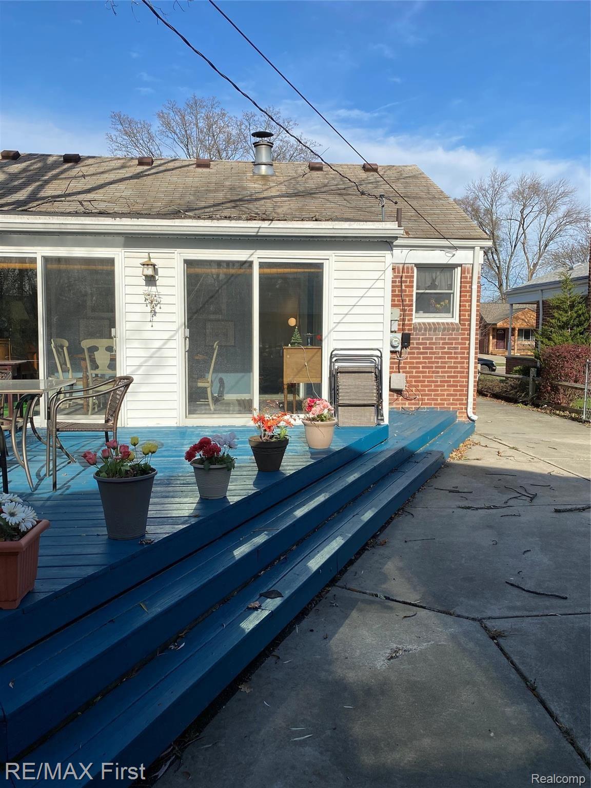 123 Normandy Road Royal Oak, MI 48073 - Photo 80 of 88 18DB77B8-54BD-472D-B92F-59959337774B.jpeg