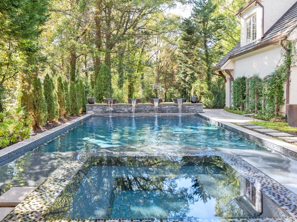 2346 Overhill Road Charlotte, NC 28211 - Photo 4 of 38 a view of a lake view