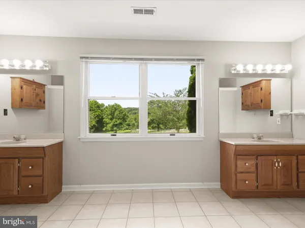 a view of a basket ball ground