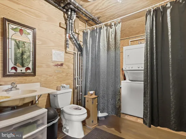 $1,500,000 | 1955 Valhalla Drive, Finksburg, MD 21048