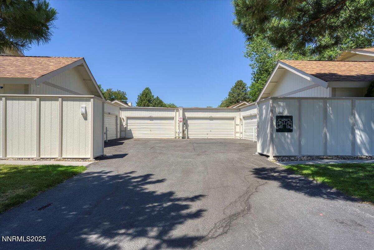 1161 Rayburn Drive Reno, NV 89503 - Photo 28 of 37 a view of backyard of house