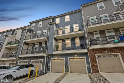 $489,900 | 14917 River Walk Way, Woodbridge, VA 22191