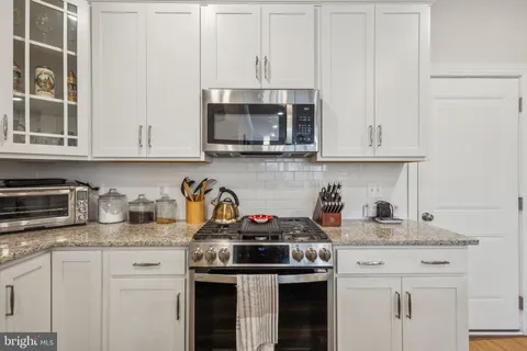 $489,900 | 14917 River Walk Way, Woodbridge, VA 22191