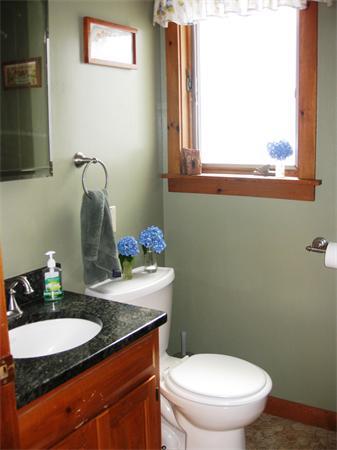 16 Gates Road Shrewsbury, MA 01545 - Photo 10 of 18 Gallery Image 10