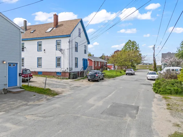 $775,000 | 69 Stanford Street, South Portland, ME 04106