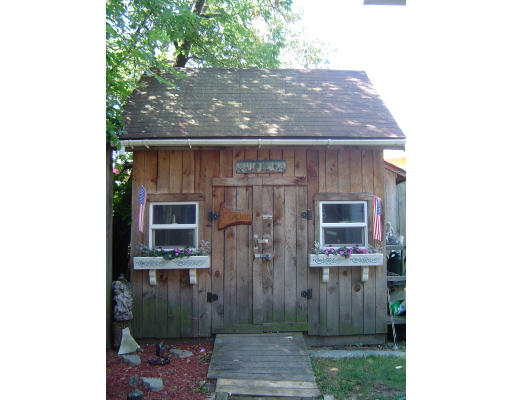 22 Sewell Street Springfield, MA 01119 - Photo 4 of 15 Gallery Image 4