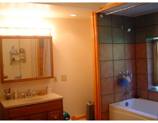 22 Sewell Street Springfield, MA 01119 - Photo 9 of 15 Gallery Image 9
