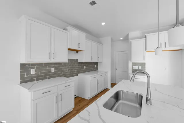 $304,900 | 237 Brown Circle, Easley, SC 29642