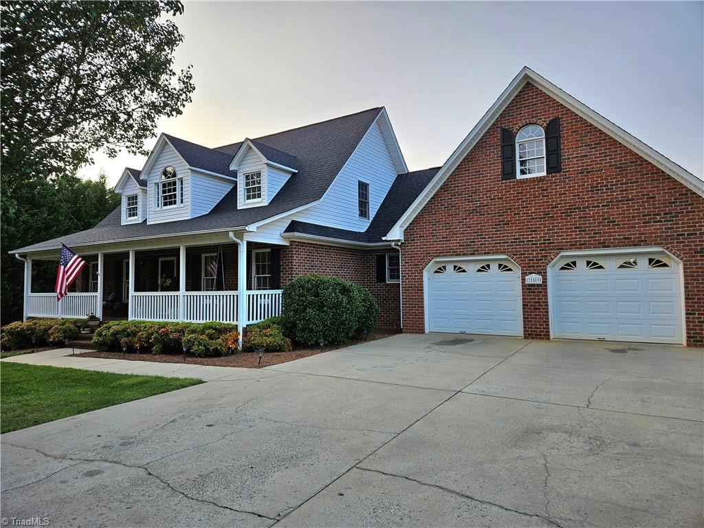 789 Mountain View Road King, NC 27021 - Photo 1 of 39