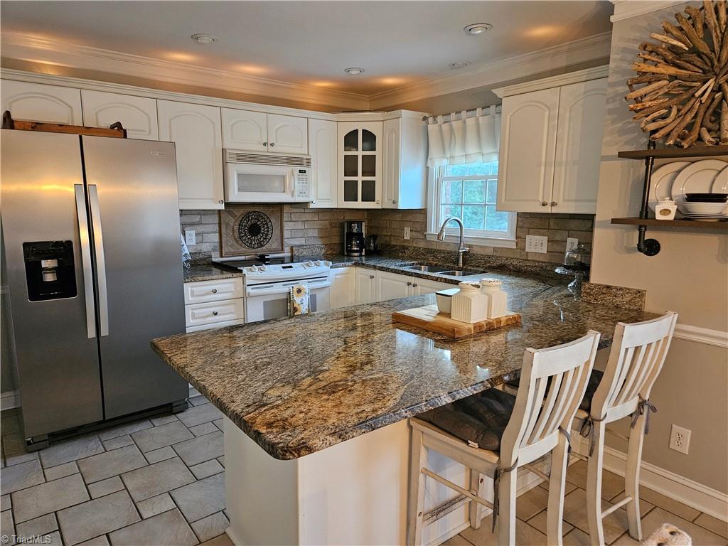 789 Mountain View Road King, NC 27021 - Photo 13 of 39