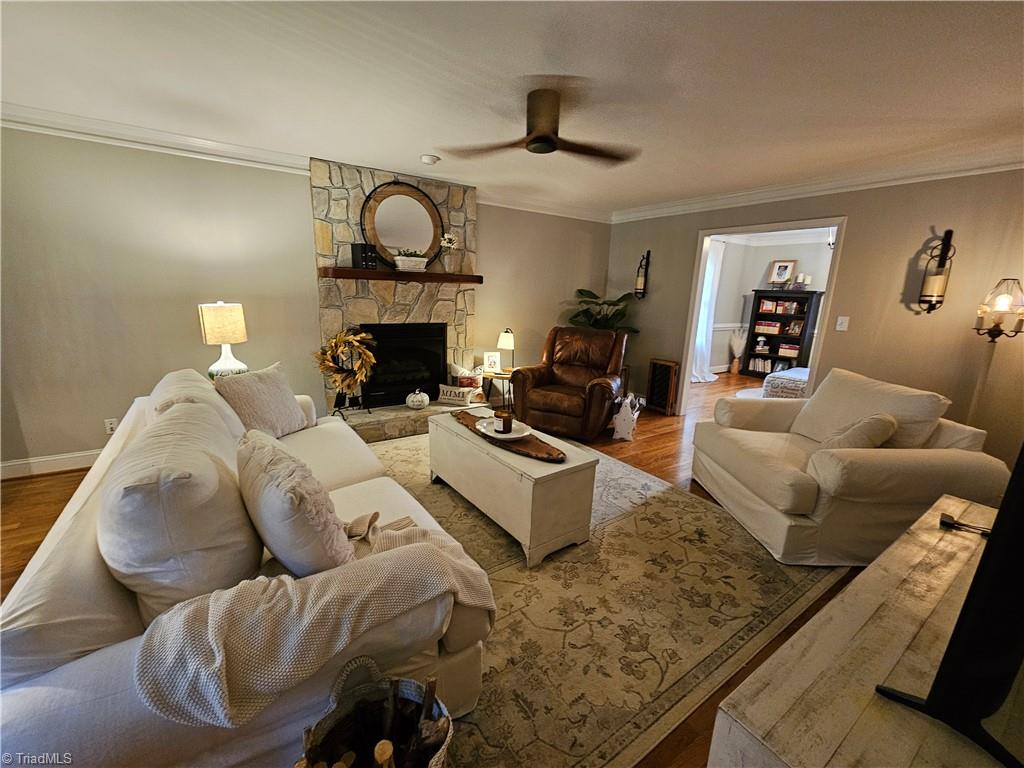 789 Mountain View Road King, NC 27021 - Photo 4 of 39
