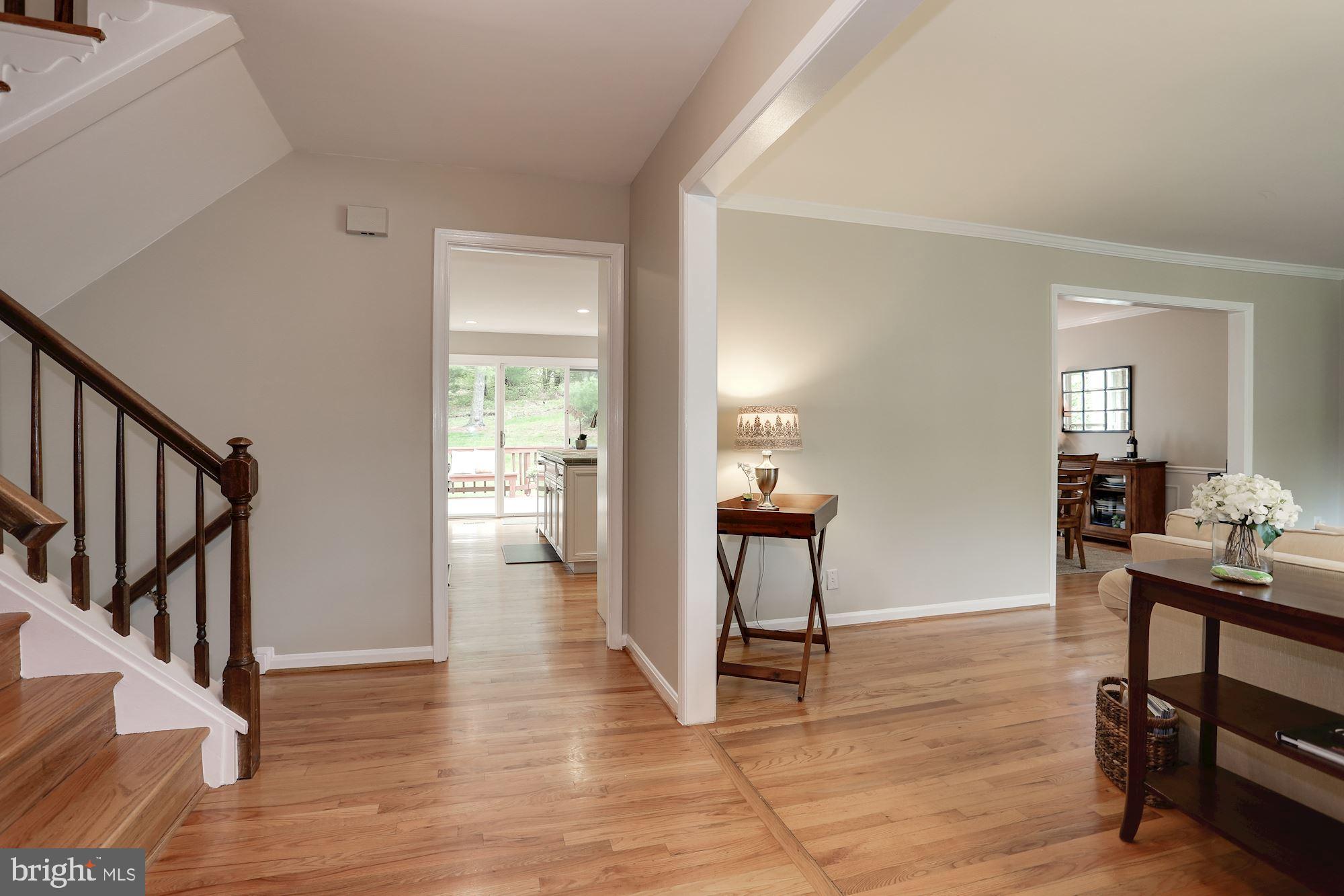 1203 Winter Hunt Road McLean, VA 22102 - Photo 2 of 57 Foyer