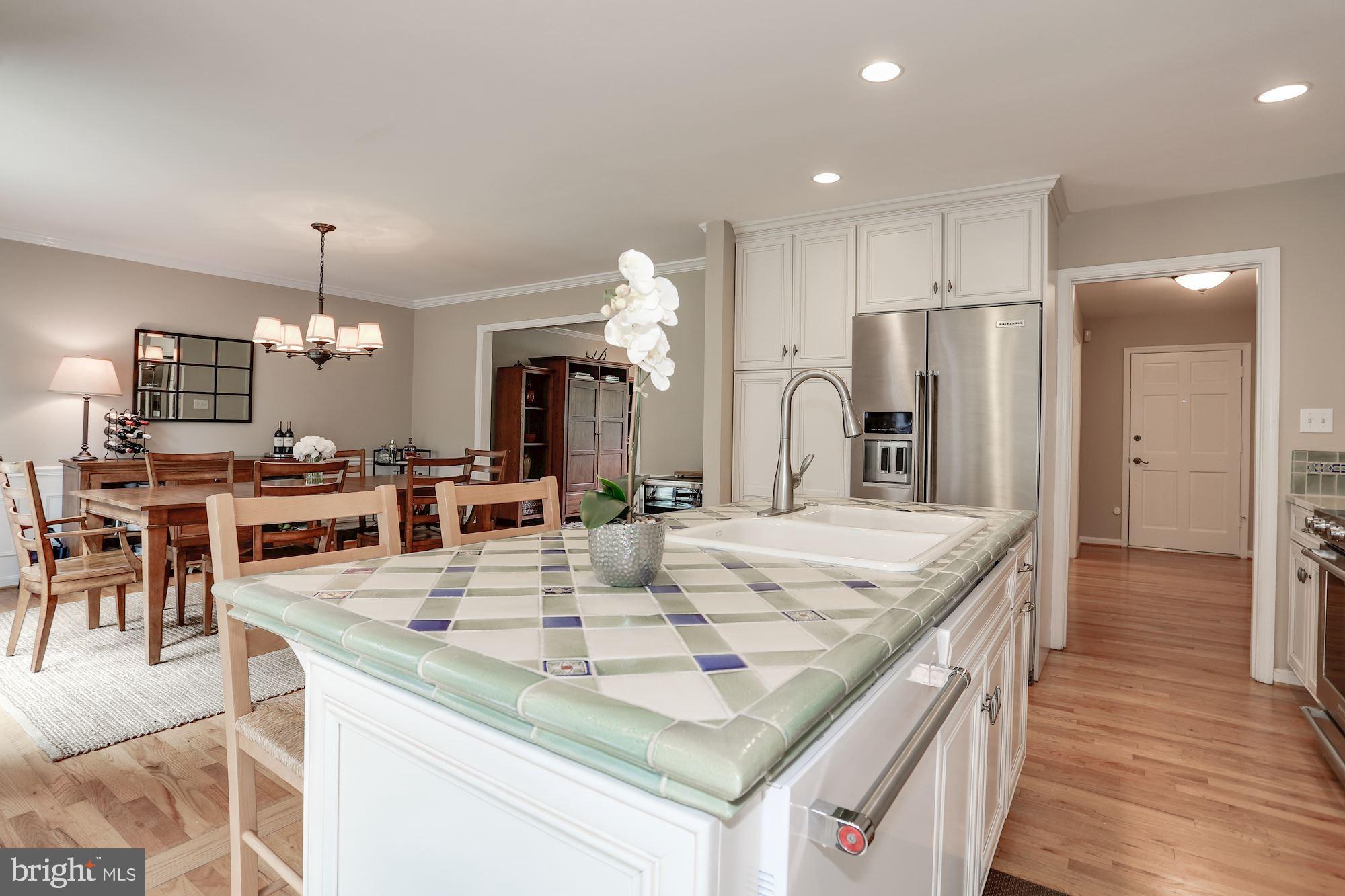 1203 Winter Hunt Road McLean, VA 22102 - Photo 11 of 57 Kitchen