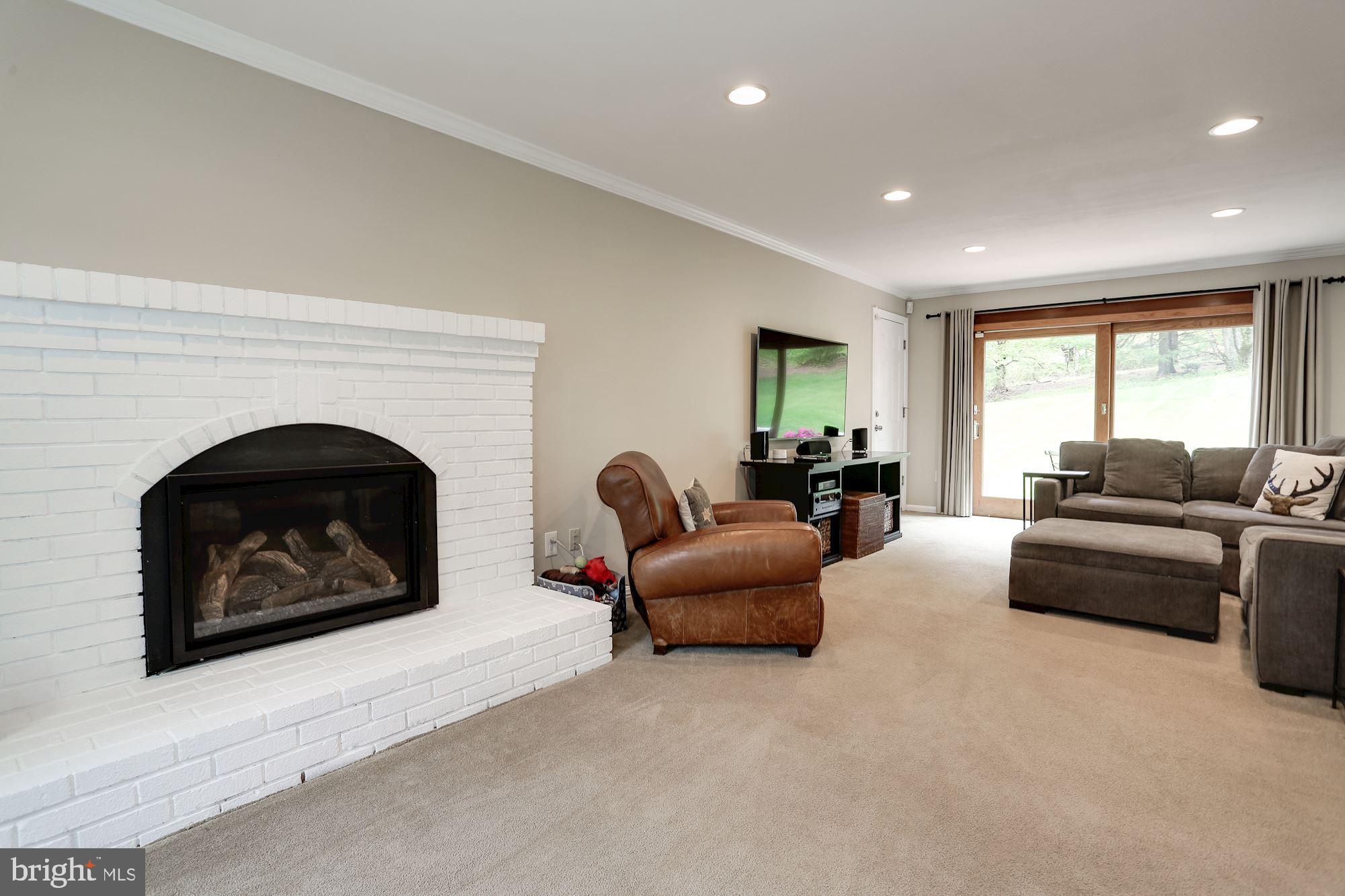 1203 Winter Hunt Road McLean, VA 22102 - Photo 16 of 57 Family Room