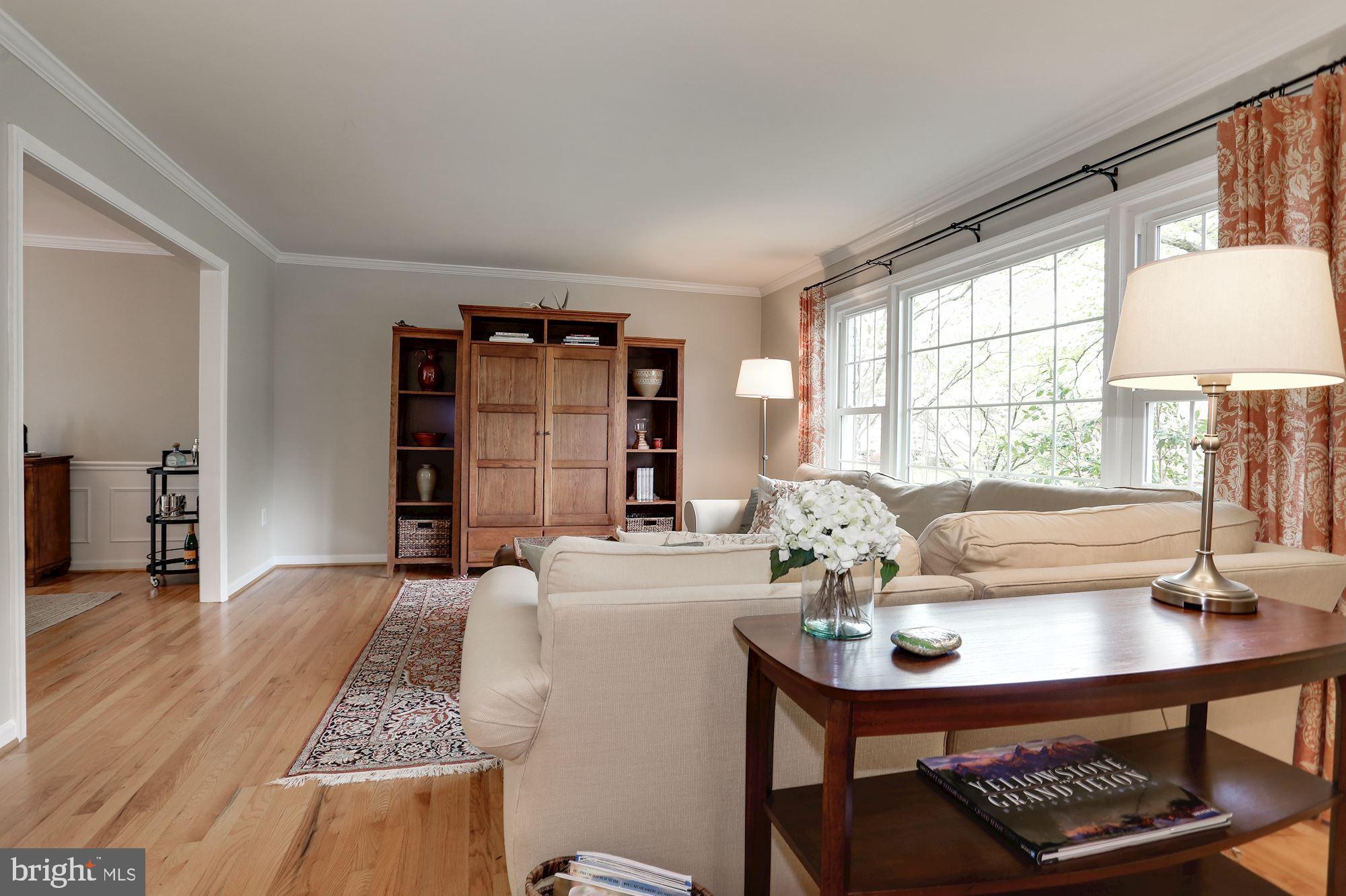1203 Winter Hunt Road McLean, VA 22102 - Photo 3 of 57 Living Room