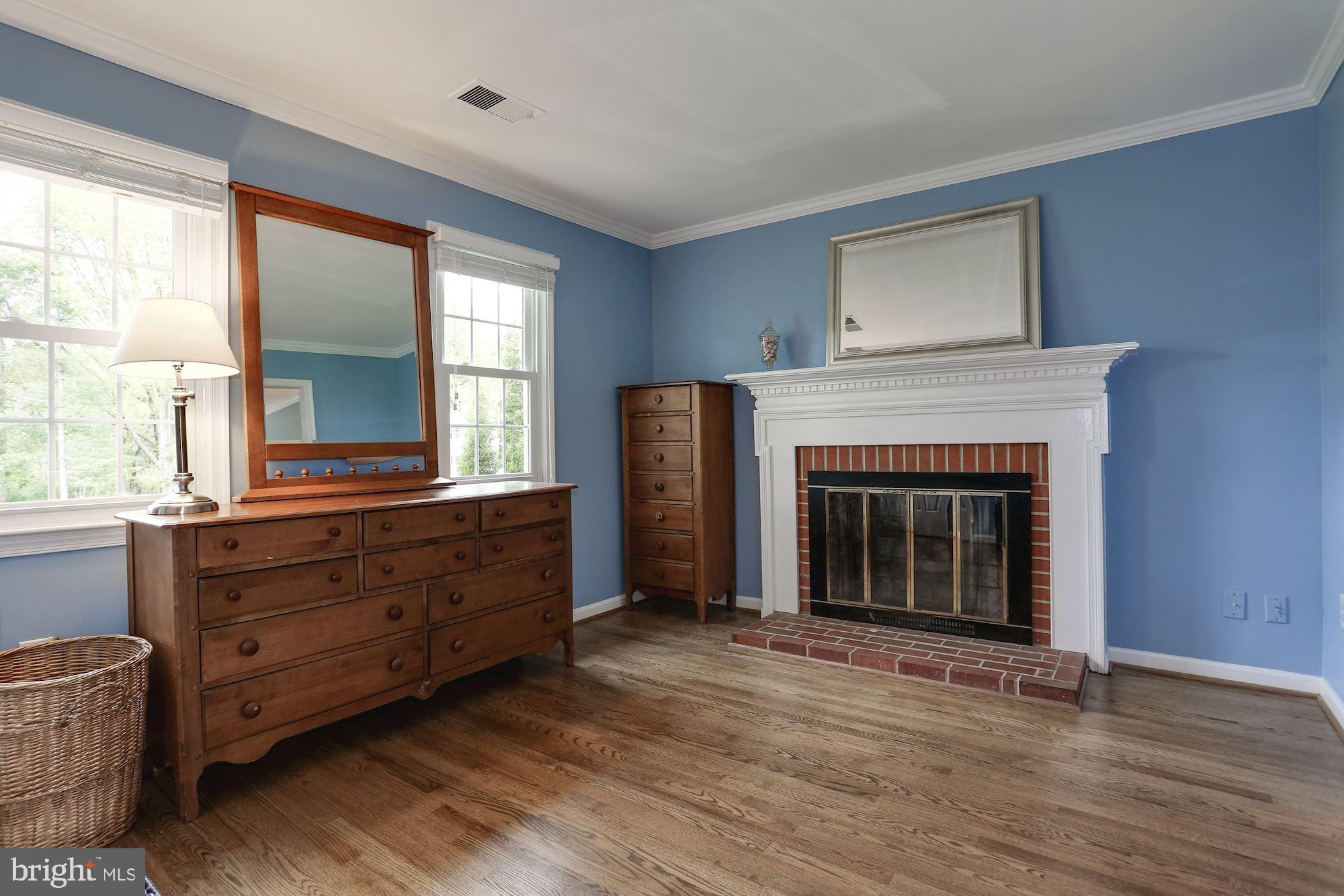 1203 Winter Hunt Road McLean, VA 22102 - Photo 22 of 57 Master Bedroom Sitting Room