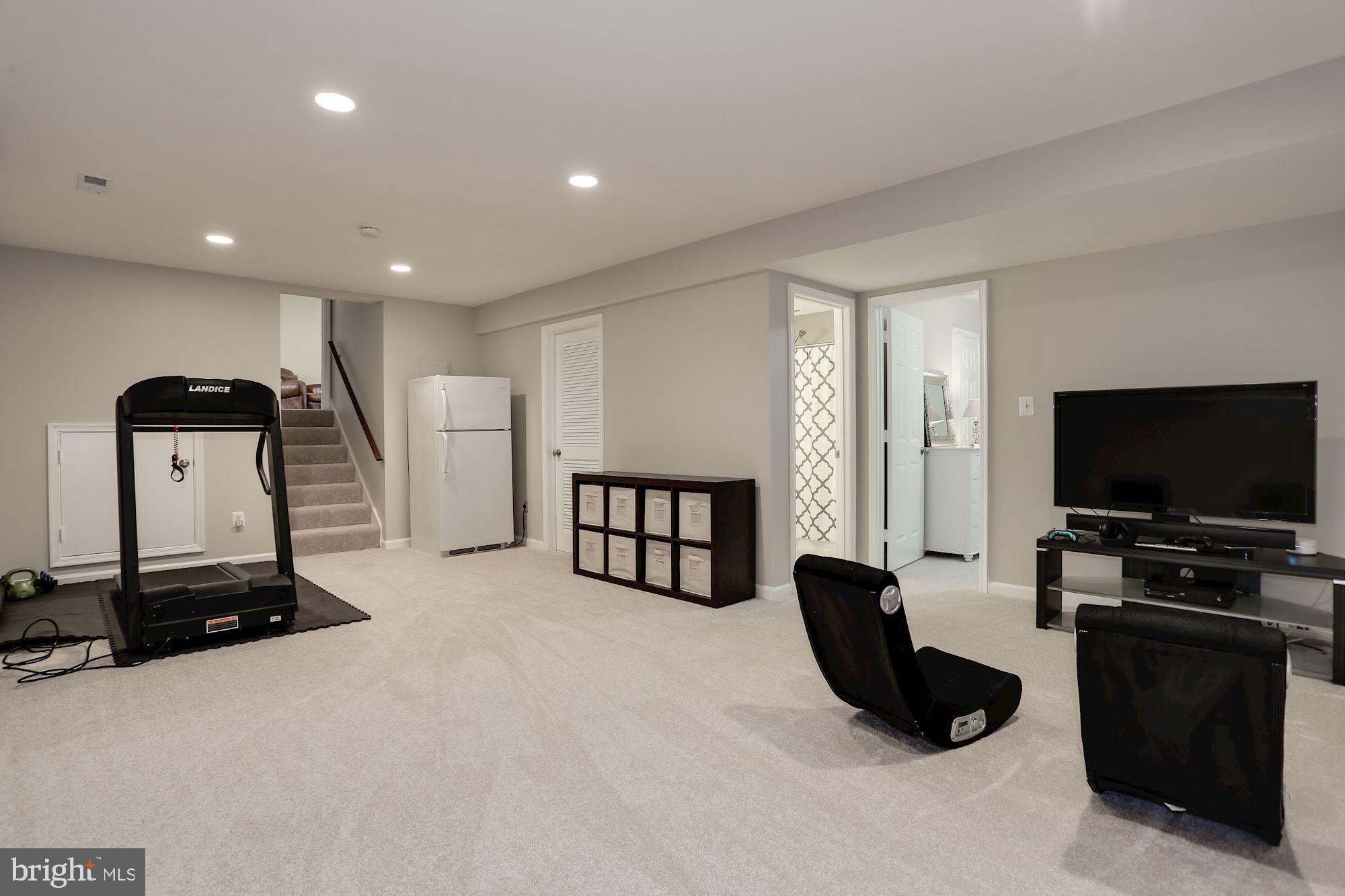 1203 Winter Hunt Road McLean, VA 22102 - Photo 39 of 57 Rec Room