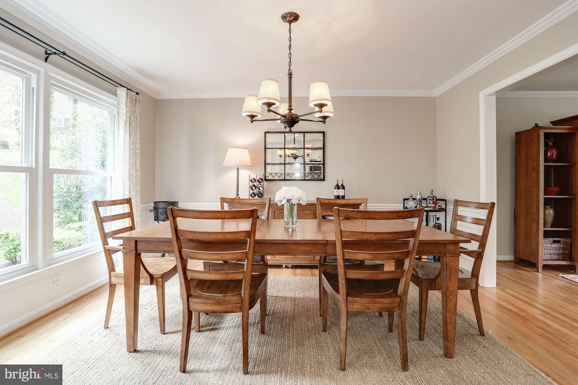 1203 Winter Hunt Road McLean, VA 22102 - Photo 8 of 57 Dining Room