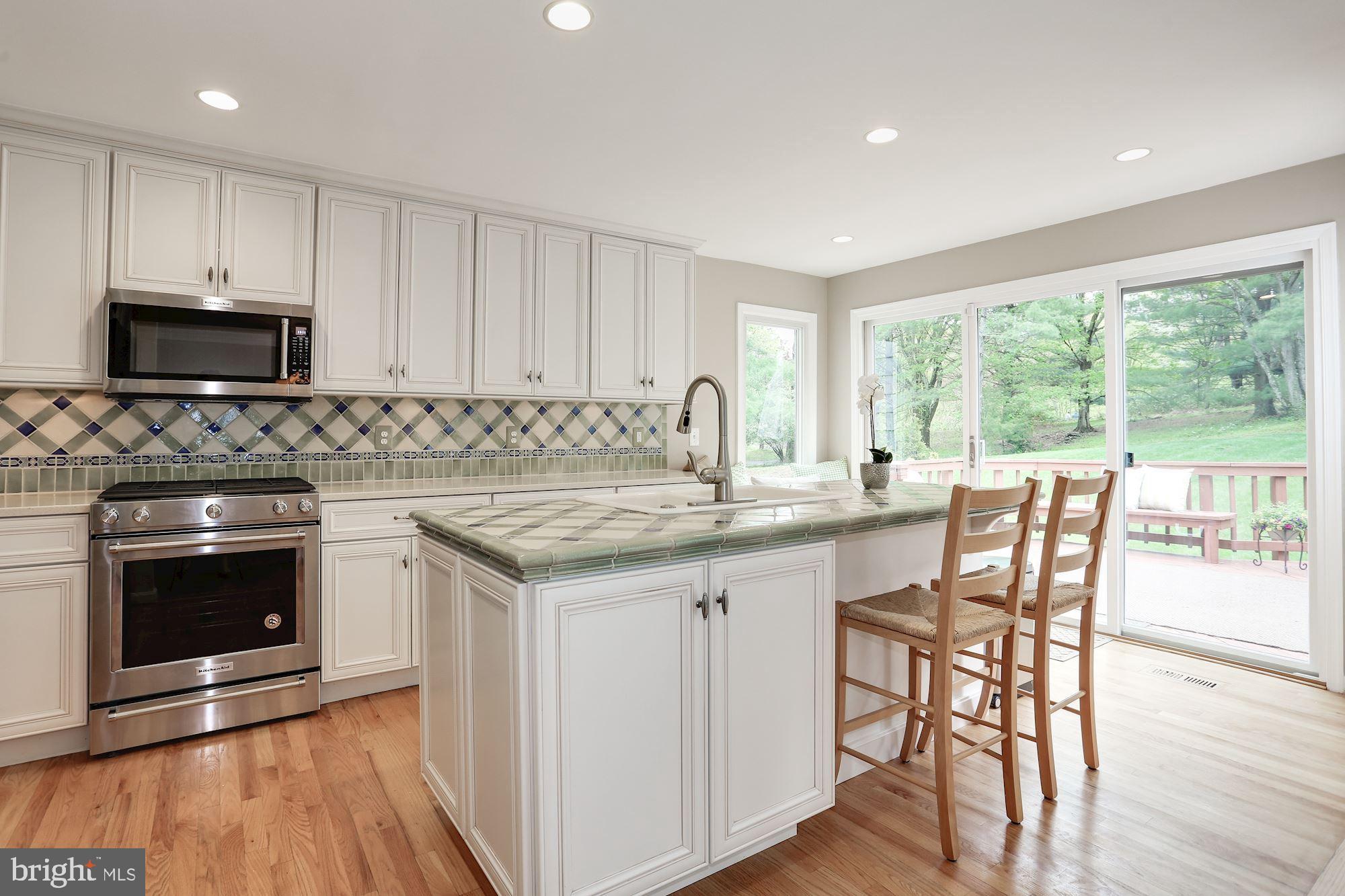 1203 Winter Hunt Road McLean, VA 22102 - Photo 10 of 57 Kitchen