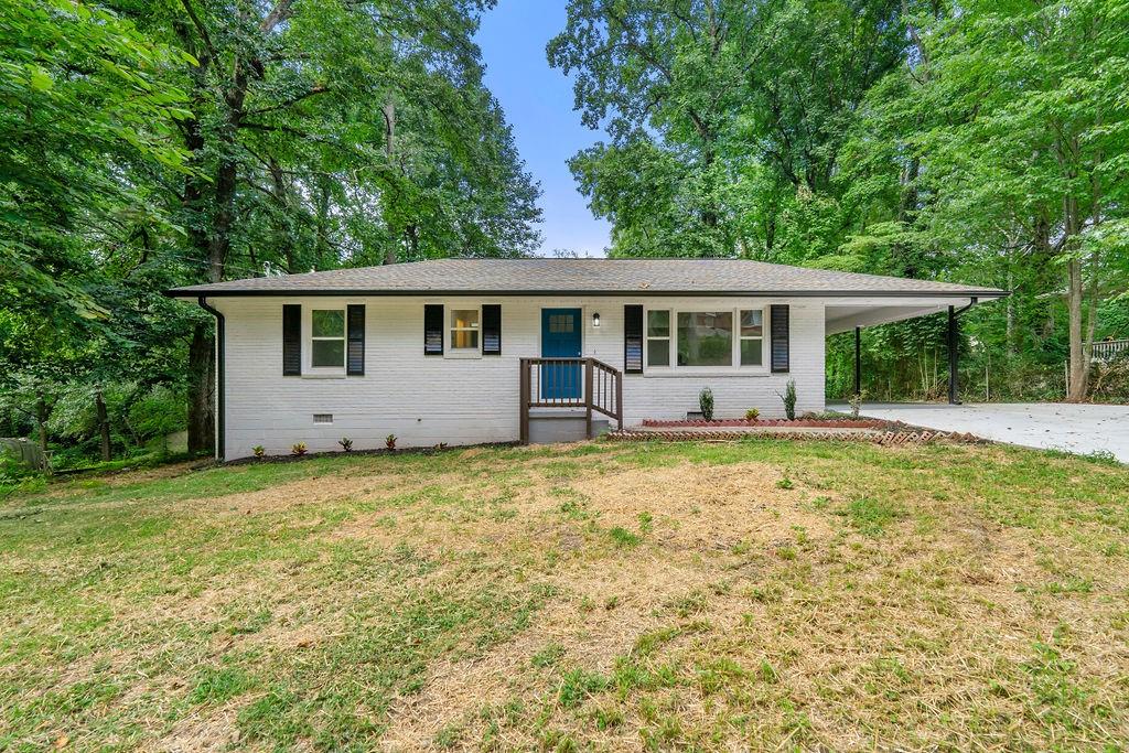 front view of house with a yard