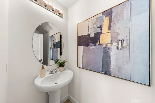 $1,880,000 | 114 Cultivate, Irvine, CA 92618